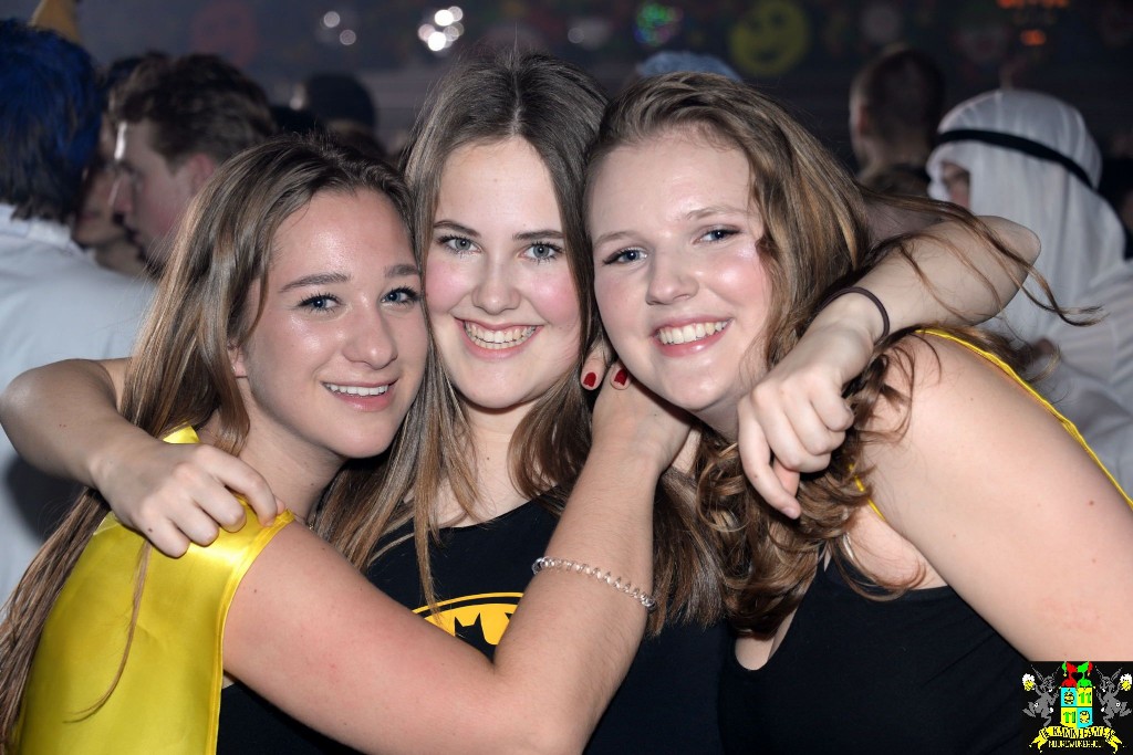 ../Images/Het Opwarmbal 197.jpg